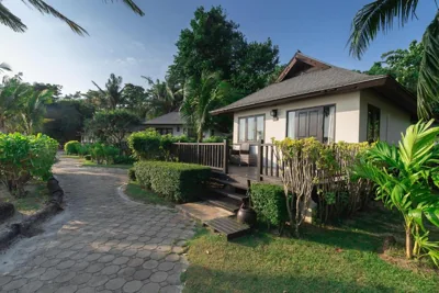 Superior Bungalow — Phi Phi Holiday Resort, Leam Tong Beach